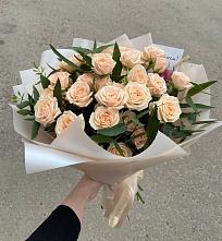 Букет Кремовые розы Латте в Киевке